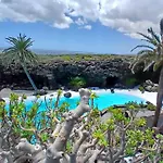 Sabida, Lanzarote Vila *